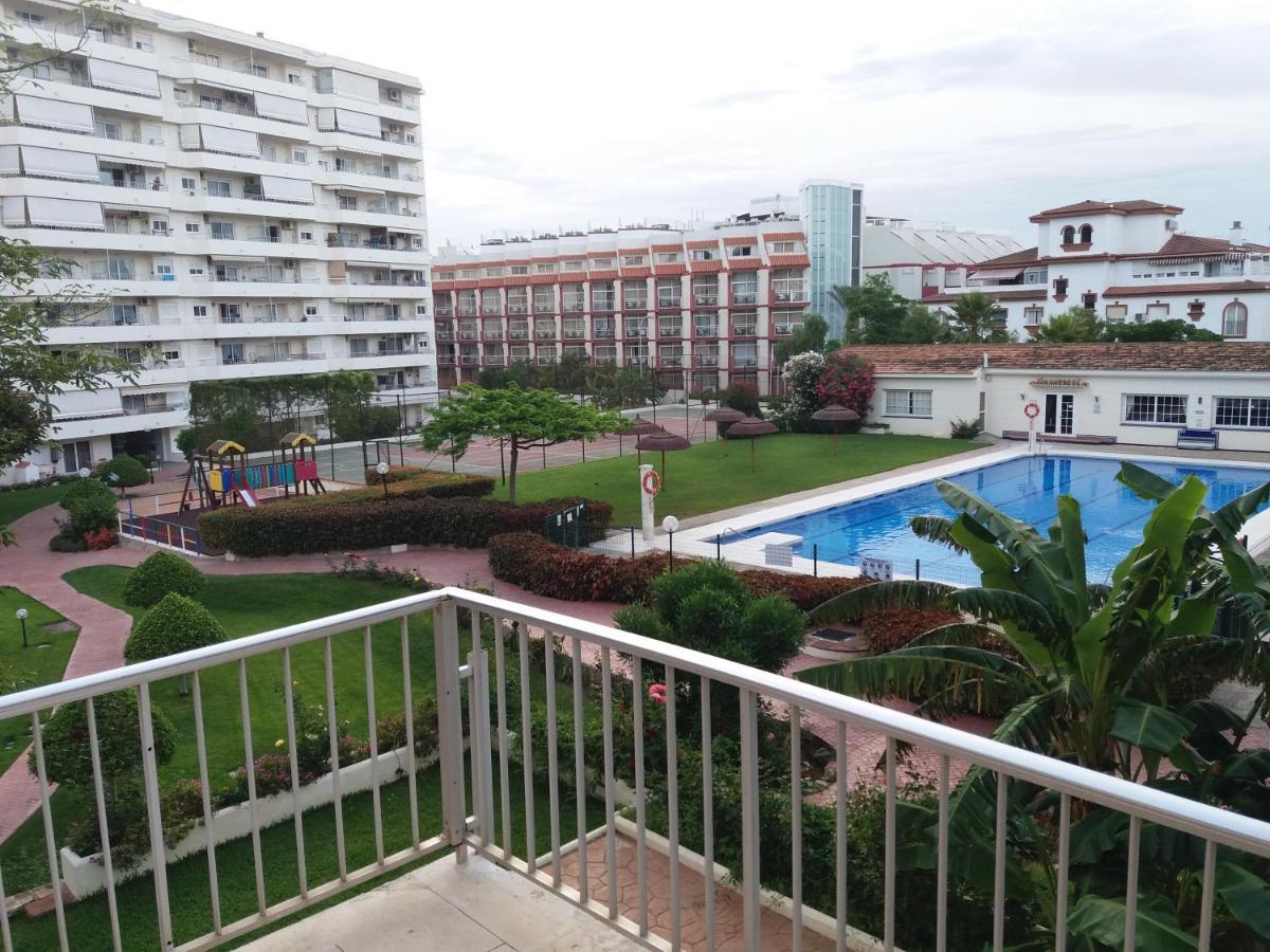 Carihuela Palace Torremolinos Exterior photo